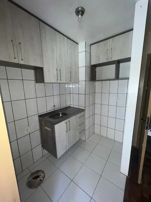 Foto 1 de Kitnet com 1 quarto à venda, 30m2 em Jardim Leopoldina, Porto Alegre - RS