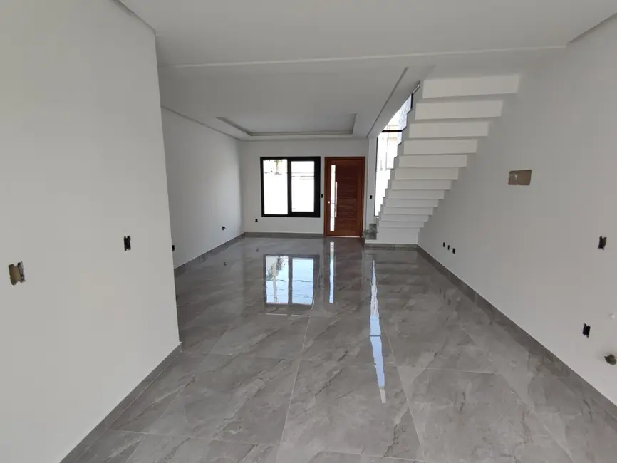 Casa com 3 quartos à venda, 110m2 em Estância Velha, Canoas - RS - imagem 6 Foto 6 de Casa com 3 quartos à venda, 110m2 em Estância Velha, Canoas - RS