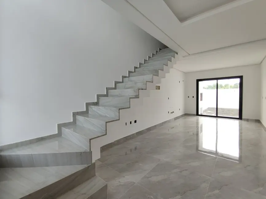Casa com 3 quartos à venda, 110m2 em Estância Velha, Canoas - RS - imagem 5 Foto 5 de Casa com 3 quartos à venda, 110m2 em Estância Velha, Canoas - RS