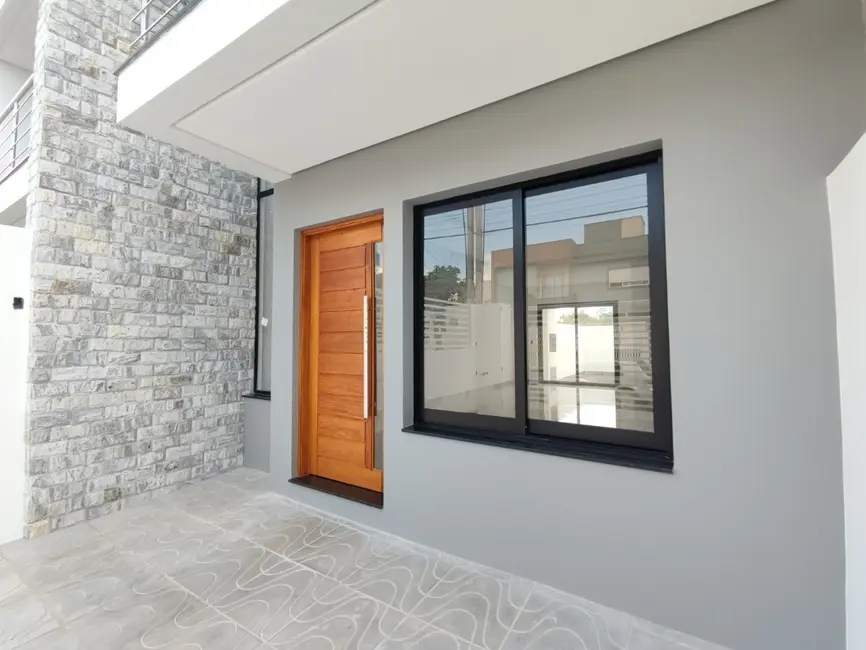 Casa com 3 quartos à venda, 110m2 em Estância Velha, Canoas - RS - imagem 3 Foto 3 de Casa com 3 quartos à venda, 110m2 em Estância Velha, Canoas - RS