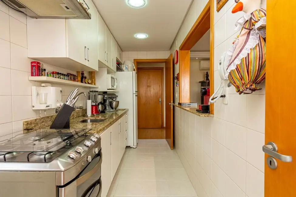 Apartamento com 3 quartos à venda, 94m2 em Cristo Redentor, Porto Alegre - RS - imagem 6 Foto 6 de Apartamento com 3 quartos à venda, 94m2 em Cristo Redentor, Porto Alegre - RS