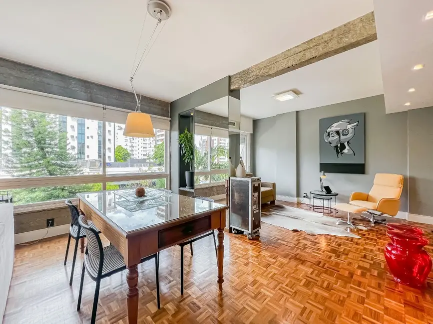 Apartamento com 1 quarto à venda, 134m2 em Moinhos de Vento, Porto Alegre - RS - imagem 6 Foto 6 de Apartamento com 1 quarto à venda, 134m2 em Moinhos de Vento, Porto Alegre - RS