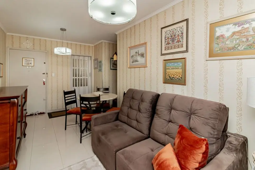 Apartamento com 2 quartos à venda, 68m2 em Menino Deus, Porto Alegre - RS - imagem 4 Foto 4 de Apartamento com 2 quartos à venda, 68m2 em Menino Deus, Porto Alegre - RS