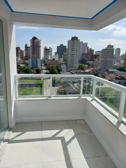 Foto 7 de Apartamento com 2 quartos à venda, 67m2 em Itapema - SC