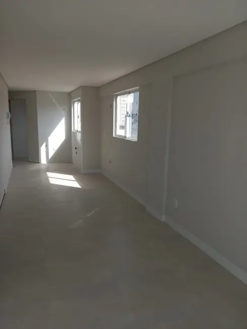 Foto 5 de Apartamento com 2 quartos à venda, 67m2 em Itapema - SC