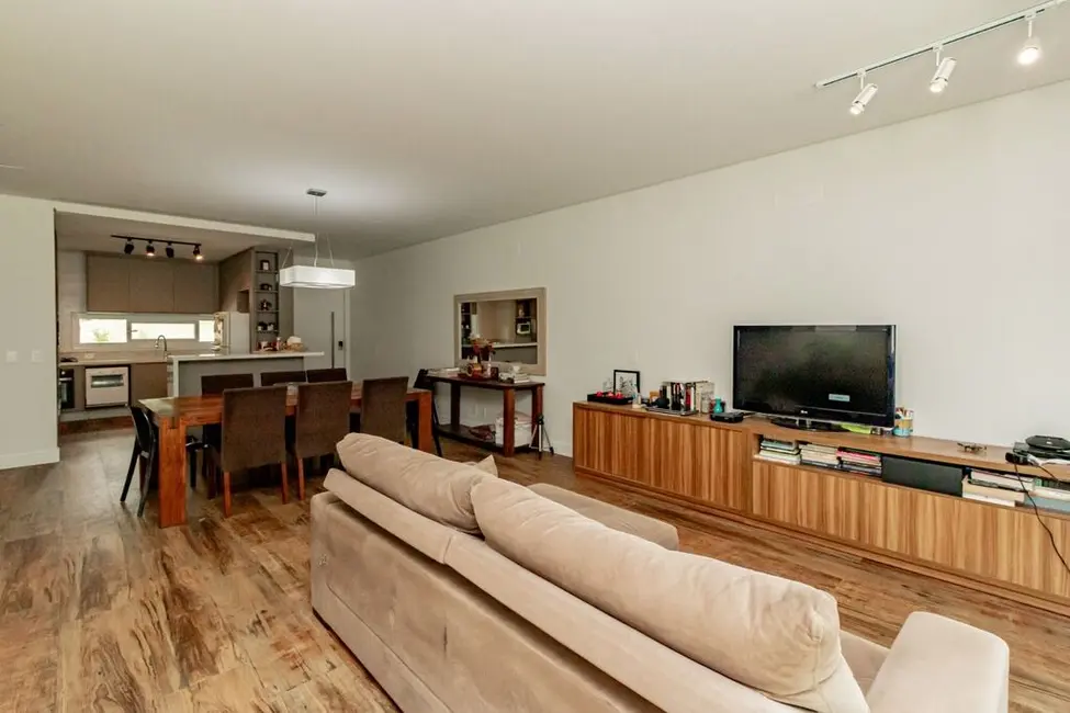 Foto 8 de Casa de Condomínio com 3 quartos à venda, 438m2 em Pedra Redonda, Porto Alegre - RS