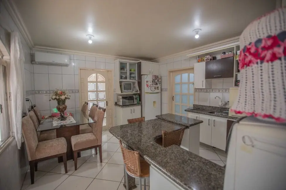 Foto 5 de Casa com 6 quartos à venda, 293m2 em Campos Novos - SC
