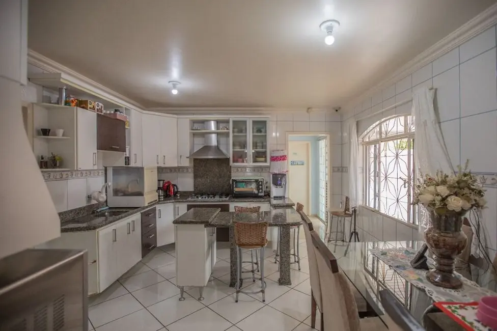 Foto 4 de Casa com 6 quartos à venda, 293m2 em Campos Novos - SC