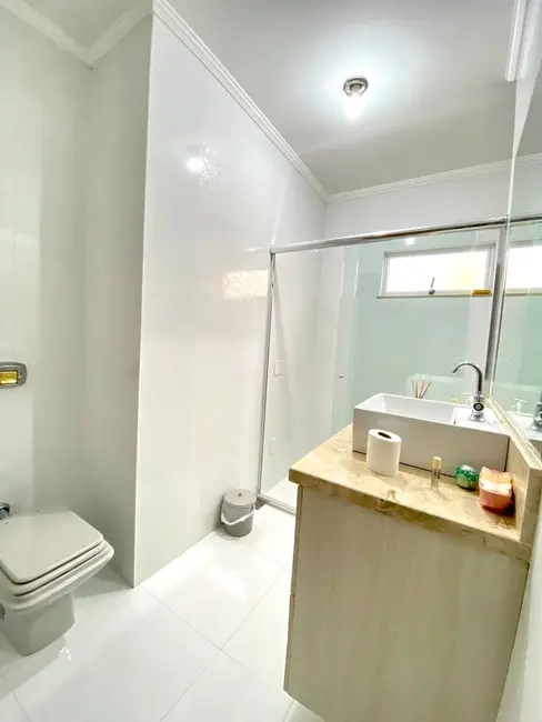 Foto 9 de Casa com 3 quartos à venda, 338m2 em Jardim Itália, Chapeco - SC