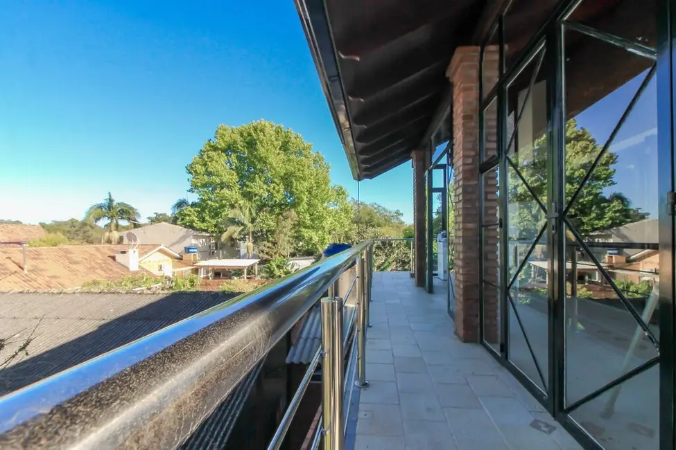 Foto 4 de Casa com 3 quartos à venda, 250m2 em Viamao - RS