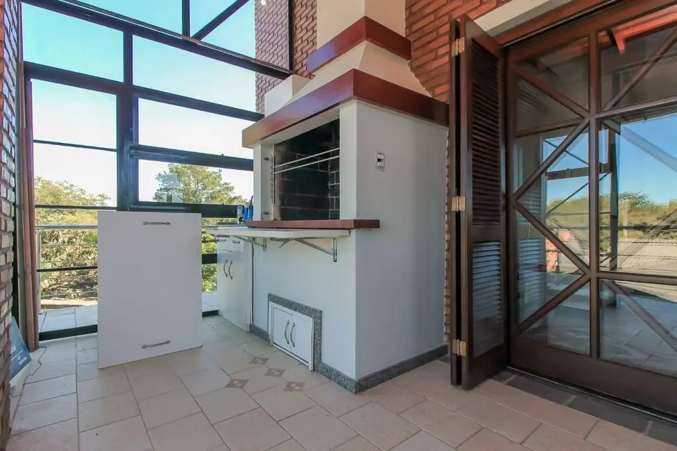 Foto 3 de Casa com 3 quartos à venda, 250m2 em Viamao - RS