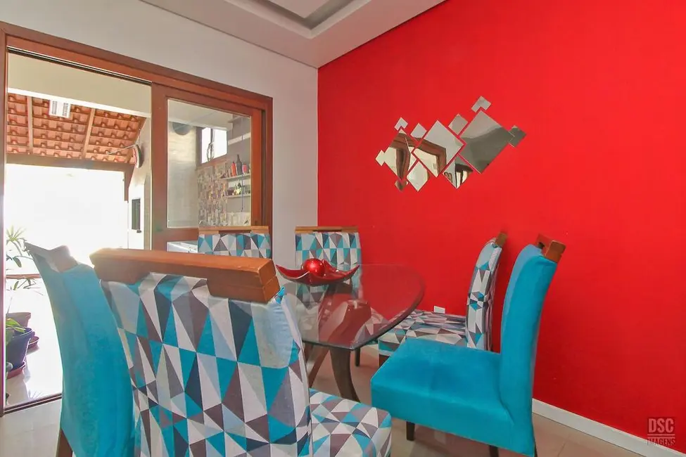 Casa com 3 quartos à venda, 136m2 em Espírito Santo, Porto Alegre - RS - imagem 6 Foto 6 de Casa com 3 quartos à venda, 136m2 em Espírito Santo, Porto Alegre - RS