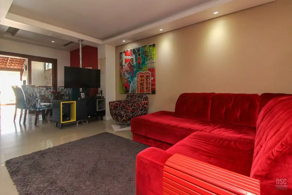 Casa com 3 quartos à venda, 136m2 em Espírito Santo, Porto Alegre - RS - imagem 4 Foto 4 de Casa com 3 quartos à venda, 136m2 em Espírito Santo, Porto Alegre - RS