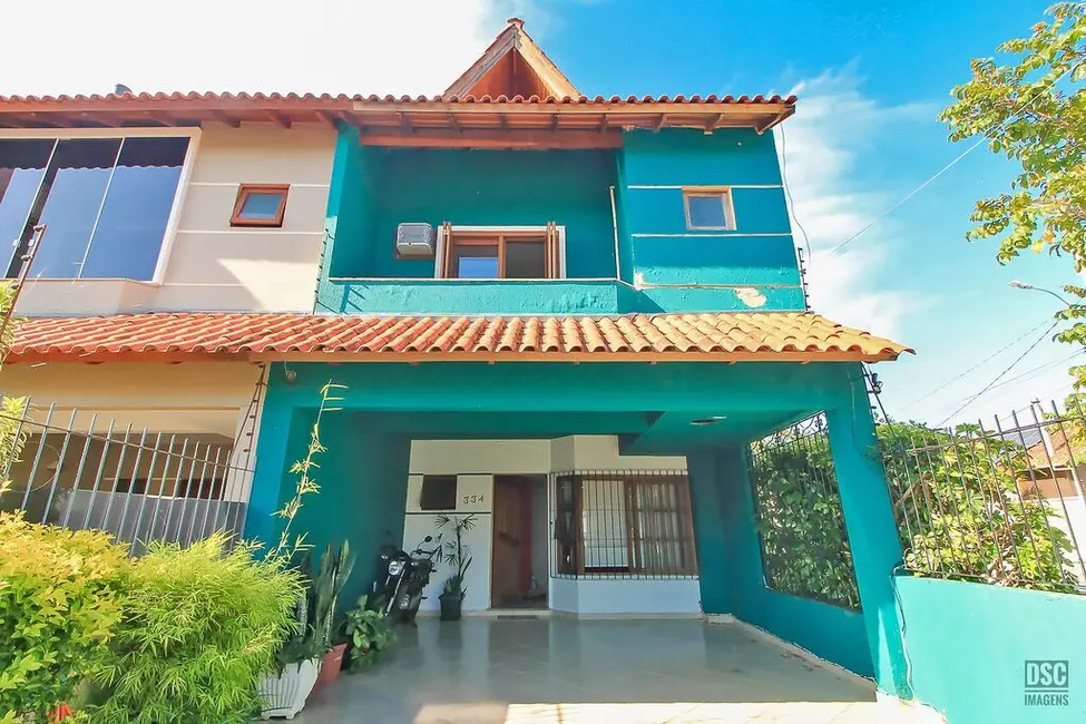 Foto 2 de Casa com 3 quartos à venda, 136m2 em Espírito Santo, Porto Alegre - RS