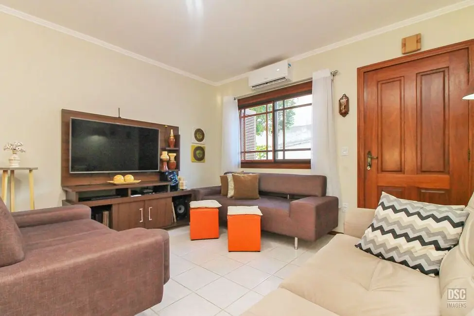 Foto 2 de Casa de Condomínio com 3 quartos à venda, 113m2 em Espírito Santo, Porto Alegre - RS