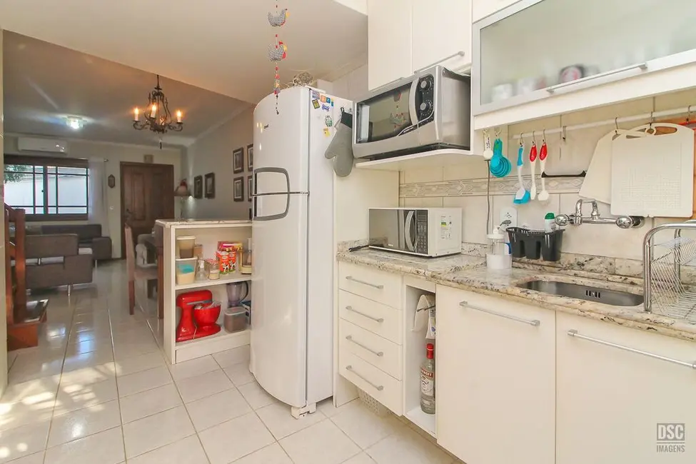 Foto 9 de Casa de Condomínio com 3 quartos à venda, 113m2 em Espírito Santo, Porto Alegre - RS