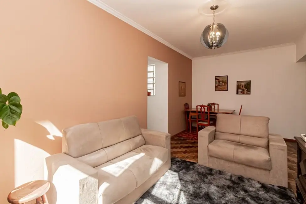 Apartamento com 4 quartos à venda, 104m2 em Menino Deus, Porto Alegre - RS - imagem 4 Foto 4 de Apartamento com 4 quartos à venda, 104m2 em Menino Deus, Porto Alegre - RS