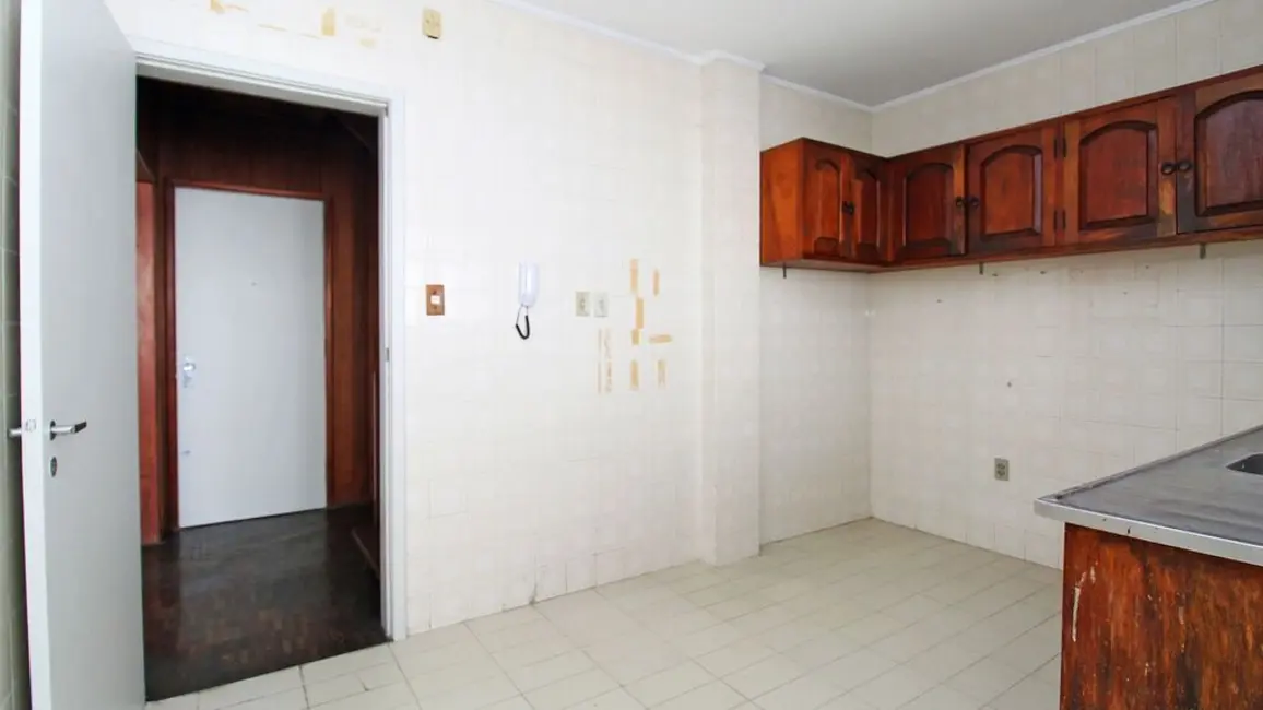 Cobertura com 3 quartos à venda, 208m2 em Auxiliadora, Porto Alegre - RS - imagem 8 Foto 8 de Cobertura com 3 quartos à venda, 208m2 em Auxiliadora, Porto Alegre - RS