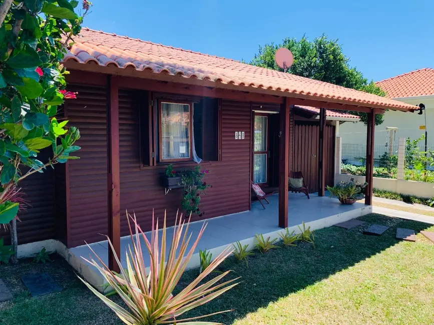 Foto 4 de Casa com 3 quartos à venda, 130m2 em Capao Da Canoa - RS