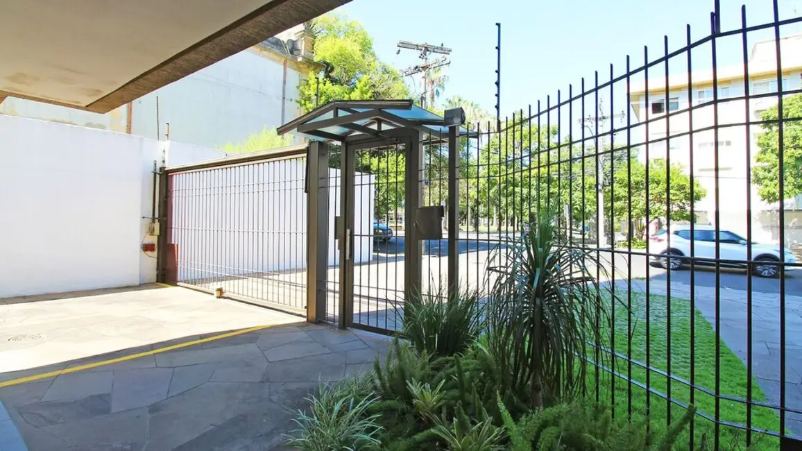 Foto 6 de Apartamento com 2 quartos à venda, 56m2 em Santana, Porto Alegre - RS