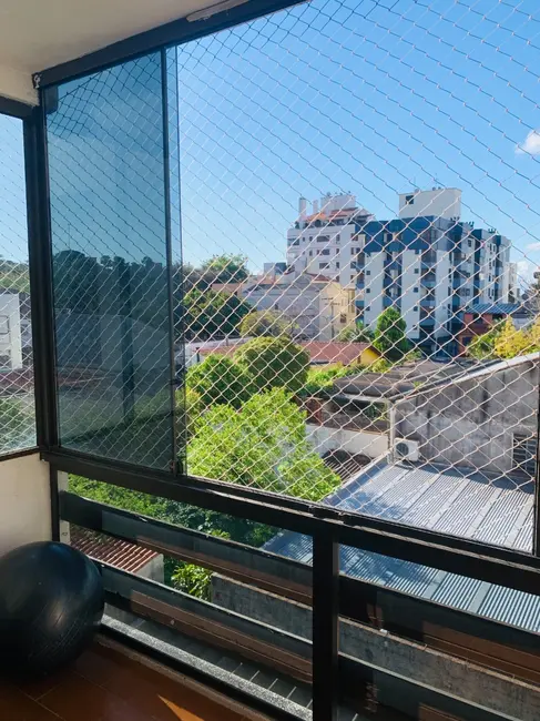 Cobertura com 3 quartos à venda, 175m2 em Higienópolis, Porto Alegre - RS - imagem 9 Foto 9 de Cobertura com 3 quartos à venda, 175m2 em Higienópolis, Porto Alegre - RS