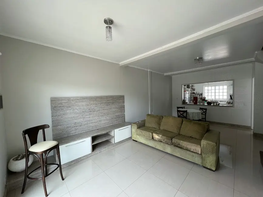 Casa com 3 quartos à venda, 154m2 em Nossa Senhora das Graças, Canoas - RS - imagem 9 Foto 9 de Casa com 3 quartos à venda, 154m2 em Nossa Senhora das Graças, Canoas - RS