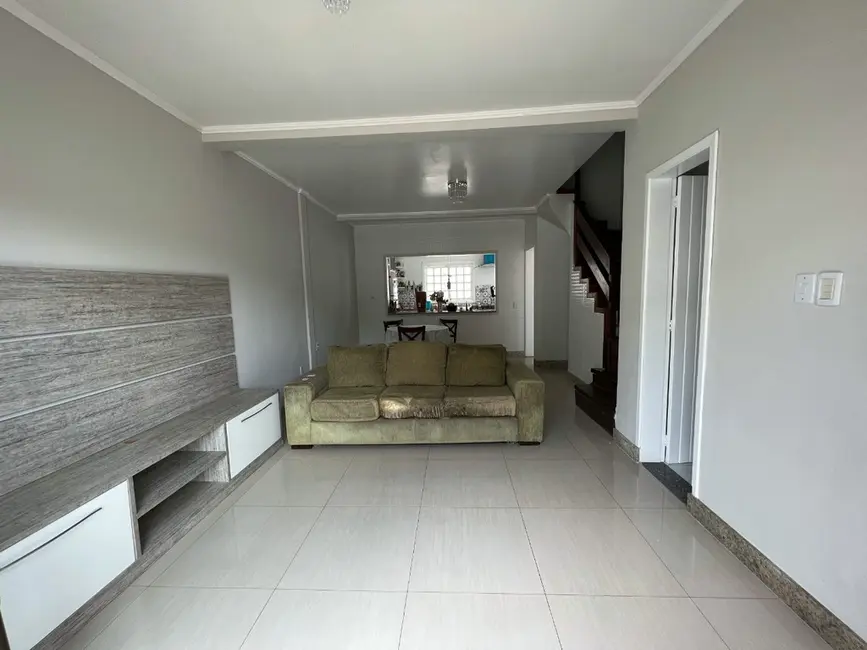 Casa com 3 quartos à venda, 154m2 em Nossa Senhora das Graças, Canoas - RS - imagem 6 Foto 6 de Casa com 3 quartos à venda, 154m2 em Nossa Senhora das Graças, Canoas - RS