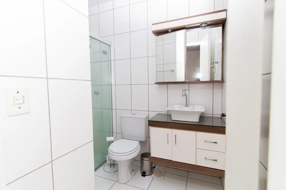 Foto 7 de Casa de Condomínio com 2 quartos à venda, 83m2 em Cachoeirinha - RS