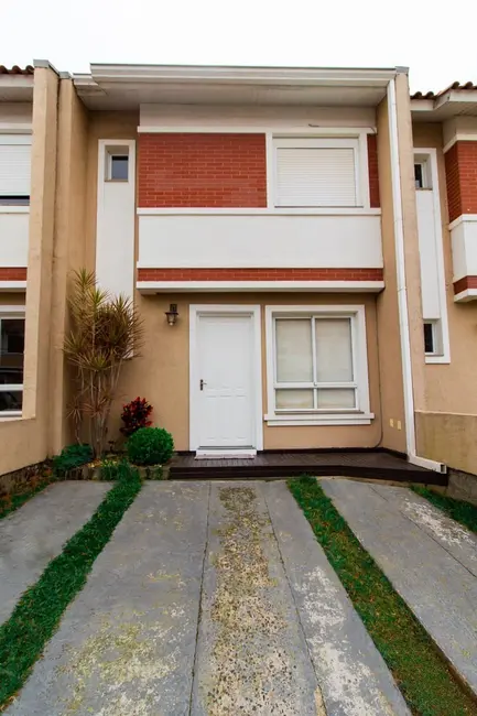 Foto 1 de Casa de Condomínio com 2 quartos à venda, 83m2 em Cachoeirinha - RS
