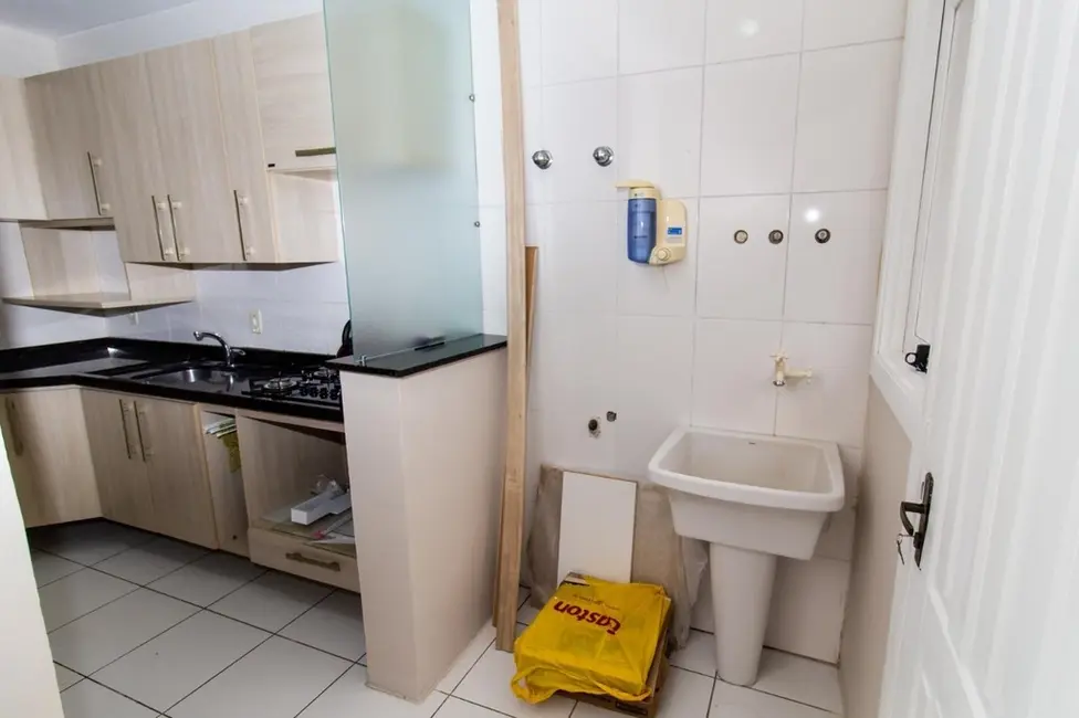 Foto 5 de Casa de Condomínio com 2 quartos à venda, 83m2 em Cachoeirinha - RS