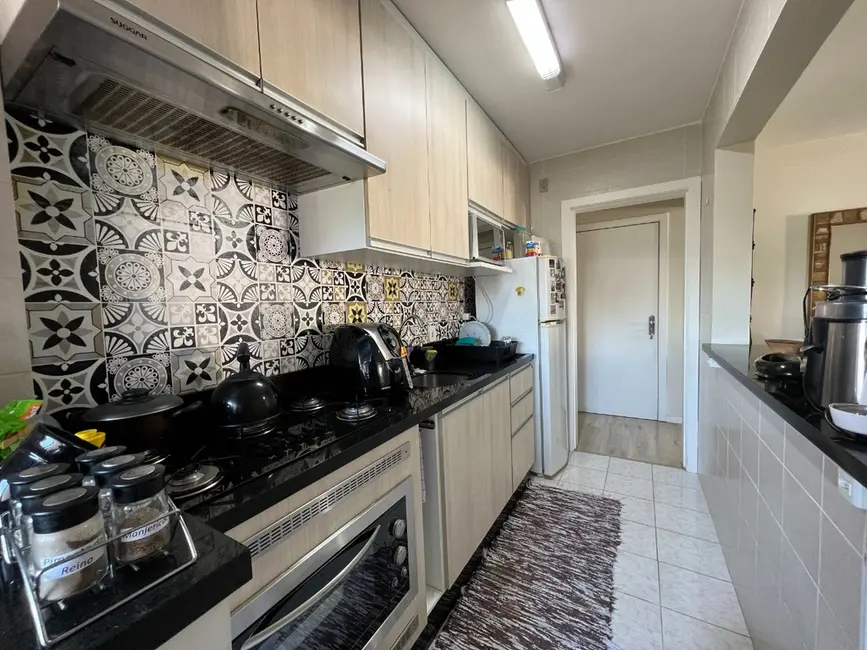 Apartamento com 3 quartos à venda, 80m2 em Centro, Canoas - RS - imagem 8 Foto 8 de Apartamento com 3 quartos à venda, 80m2 em Centro, Canoas - RS