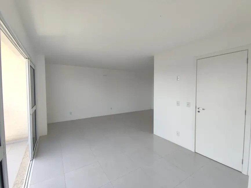 Cobertura com 3 quartos à venda, 100m2 em Marechal Rondon, Canoas - RS - imagem 6 Foto 6 de Cobertura com 3 quartos à venda, 100m2 em Marechal Rondon, Canoas - RS