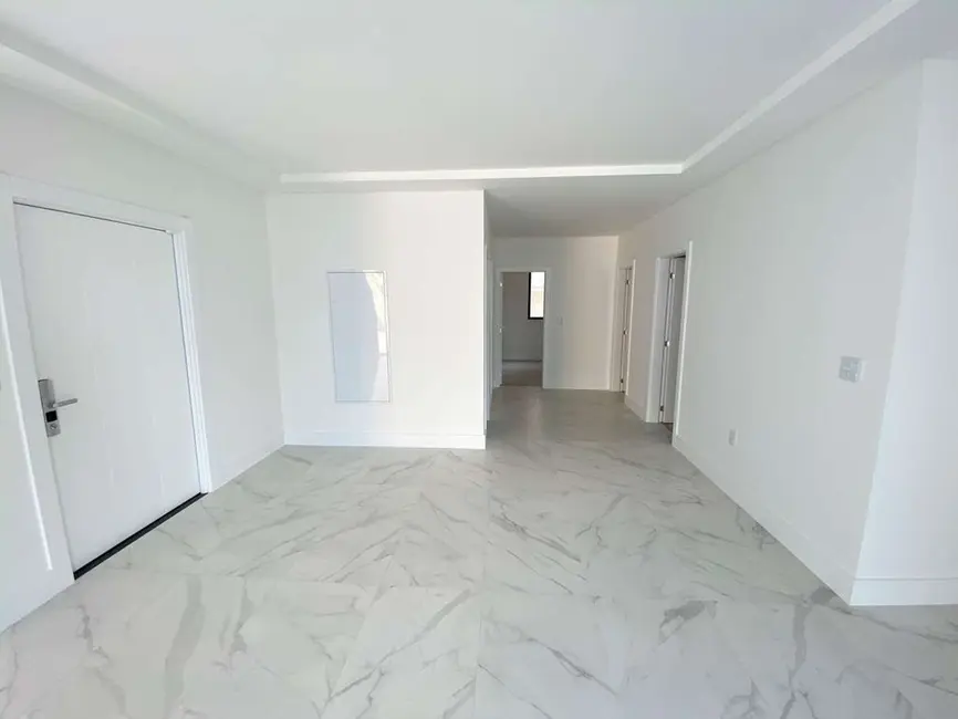 Foto 5 de Apartamento com 3 quartos à venda, 136m2 em Itapema - SC