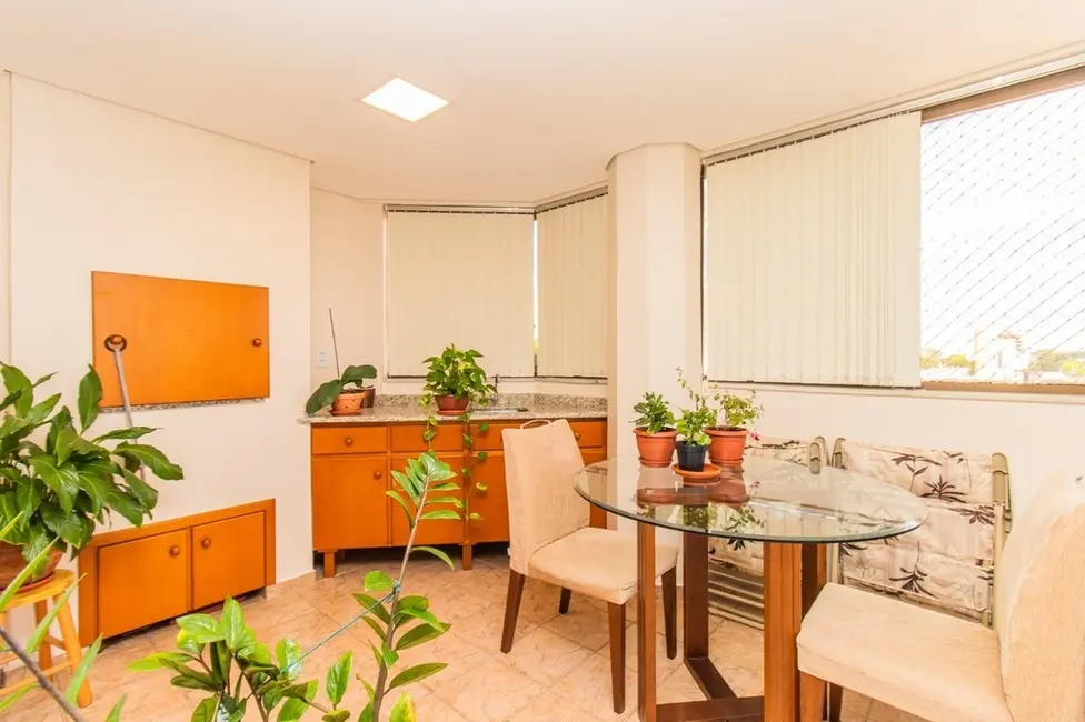 Apartamento com 3 quartos à venda, 146m2 em Centro, Canoas - RS - imagem 8 Foto 8 de Apartamento com 3 quartos à venda, 146m2 em Centro, Canoas - RS