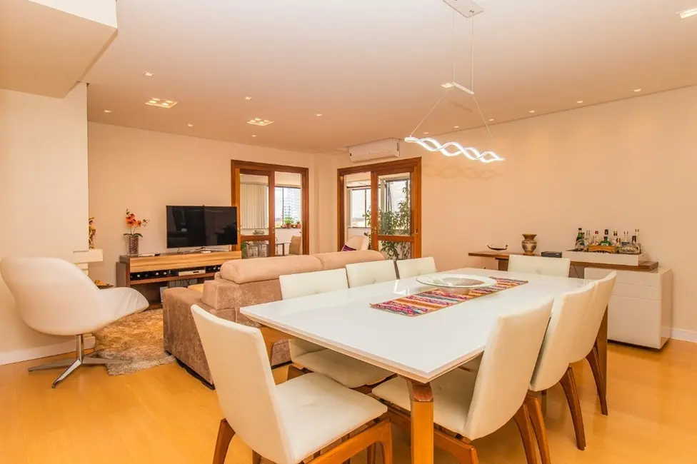 Apartamento com 3 quartos à venda, 146m2 em Centro, Canoas - RS - imagem 5 Foto 5 de Apartamento com 3 quartos à venda, 146m2 em Centro, Canoas - RS