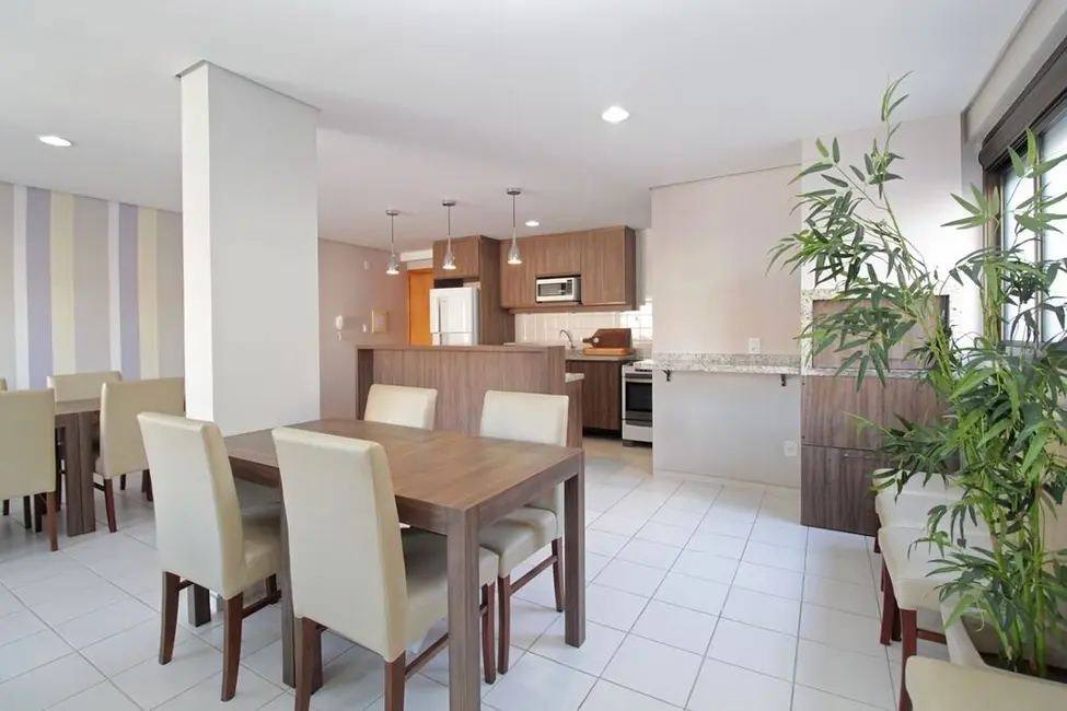 Foto 3 de Apartamento com 2 quartos à venda, 69m2 em Jardim Botânico, Porto Alegre - RS