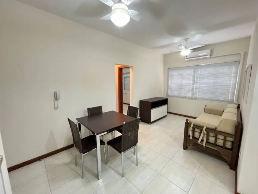 Apartamento com 1 quarto à venda, 48m2 em Centro, Tramandai - RS - imagem 3 Foto 3 de Apartamento com 1 quarto à venda, 48m2 em Centro, Tramandai - RS