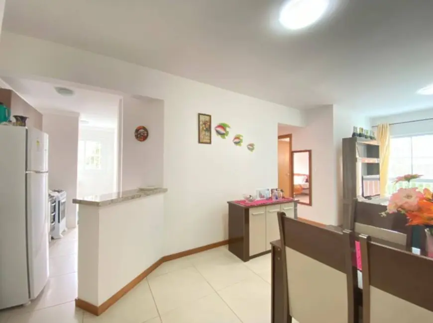 Apartamento com 2 quartos à venda, 58m2 em Centro, Tramandai - RS - imagem 3 Foto 3 de Apartamento com 2 quartos à venda, 58m2 em Centro, Tramandai - RS