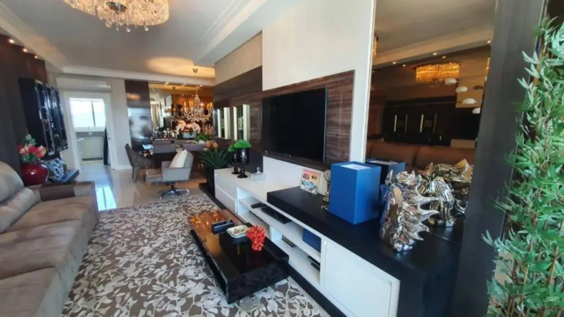 Apartamento com 4 quartos à venda, 326m2 em Centro, Balneario Camboriu - SC - imagem 7 Foto 7 de Apartamento com 4 quartos à venda, 326m2 em Centro, Balneario Camboriu - SC