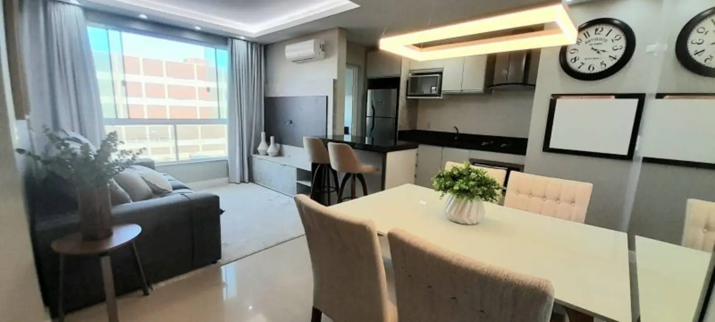 Apartamento com 2 quartos à venda, 78m2 em Centro, Tramandai - RS - imagem 3 Foto 3 de Apartamento com 2 quartos à venda, 78m2 em Centro, Tramandai - RS