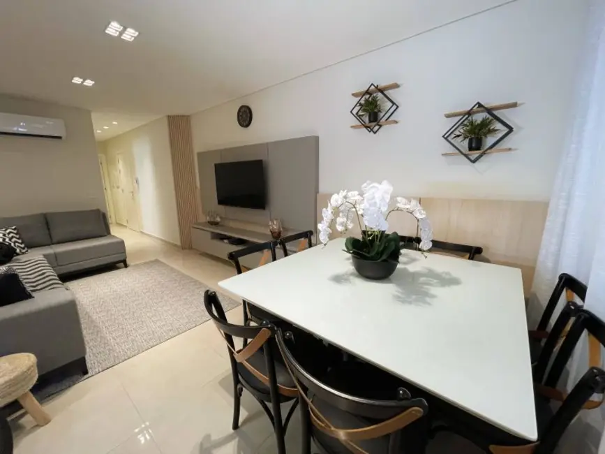 Apartamento com 2 quartos à venda, 79m2 em Centro, Tramandai - RS - imagem 4 Foto 4 de Apartamento com 2 quartos à venda, 79m2 em Centro, Tramandai - RS