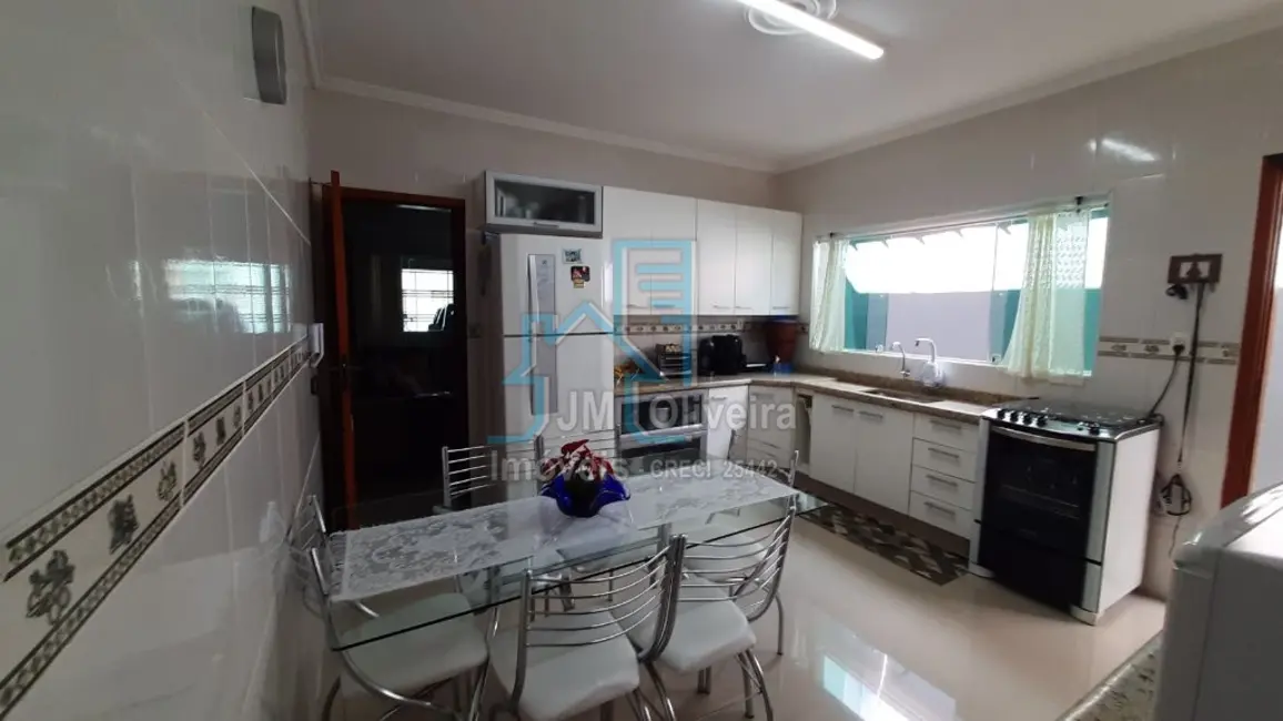 Casa com 3 quartos à venda, 121m2 em Vila Ginez, Itapetininga - SP - imagem 6 Foto 6 de Casa com 3 quartos à venda, 121m2 em Vila Ginez, Itapetininga - SP