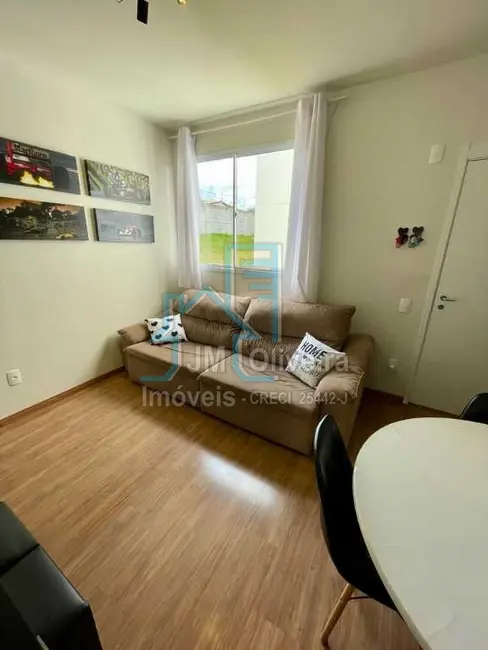 Foto 2 de Apartamento com 2 quartos à venda, 44m2 em Jardim Shangri-lá, Itapetininga - SP