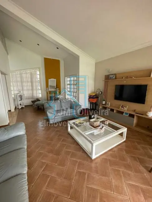 Casa com 3 quartos à venda, 450m2 em Jardim Colombo, Itapetininga - SP - imagem 4 Foto 4 de Casa com 3 quartos à venda, 450m2 em Jardim Colombo, Itapetininga - SP