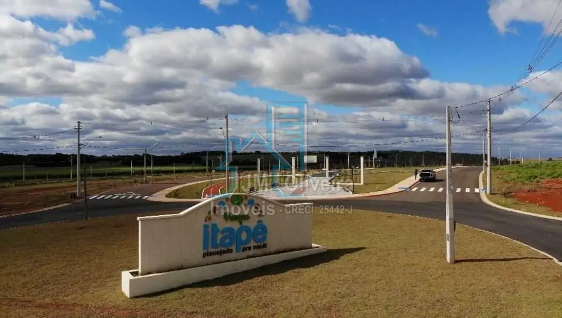 Foto 3 de Terreno / Lote à venda, 204m2 em Vila Mazzei, Itapetininga - SP
