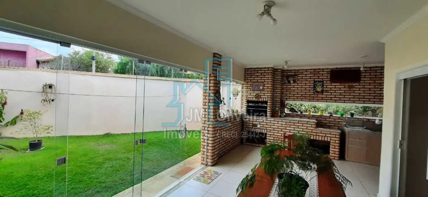 Casa com 3 quartos à venda, 305m2 em Morada do Sol, Itapetininga - SP - imagem 1 Foto 1 de Casa com 3 quartos à venda, 305m2 em Morada do Sol, Itapetininga - SP
