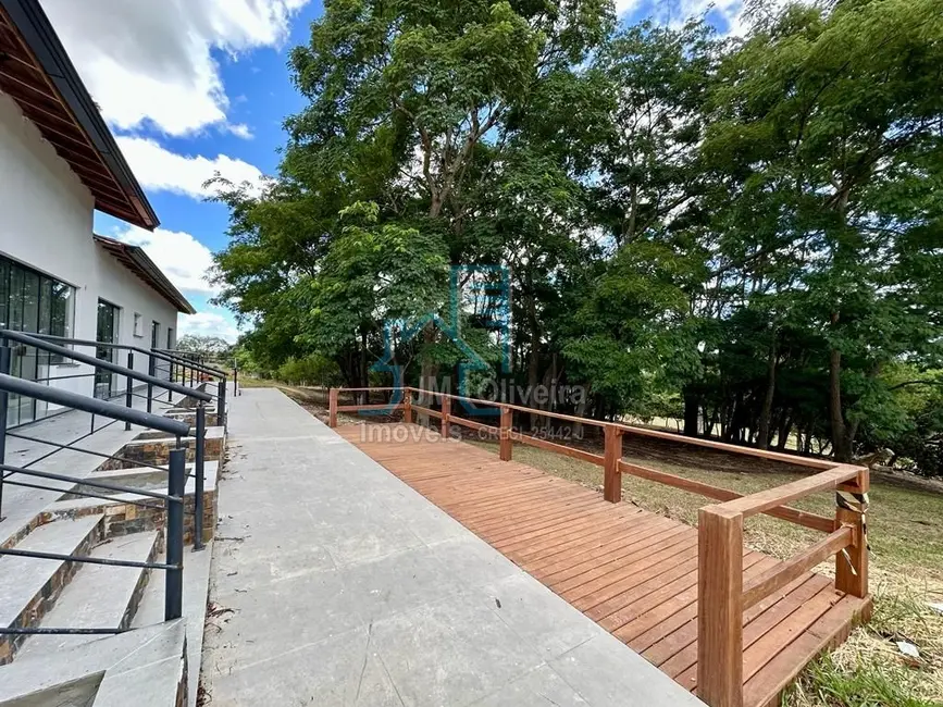 Terreno / Lote à venda, 1672m2 em Alambari - SP - imagem 8 Foto 8 de Terreno / Lote à venda, 1672m2 em Alambari - SP