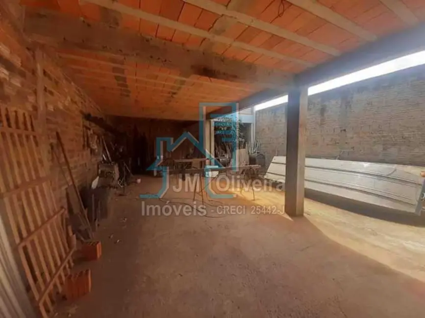 Sobrado com 3 quartos à venda, 258m2 em Vila Piedade, Itapetininga - SP - imagem 9 Foto 9 de Sobrado com 3 quartos à venda, 258m2 em Vila Piedade, Itapetininga - SP