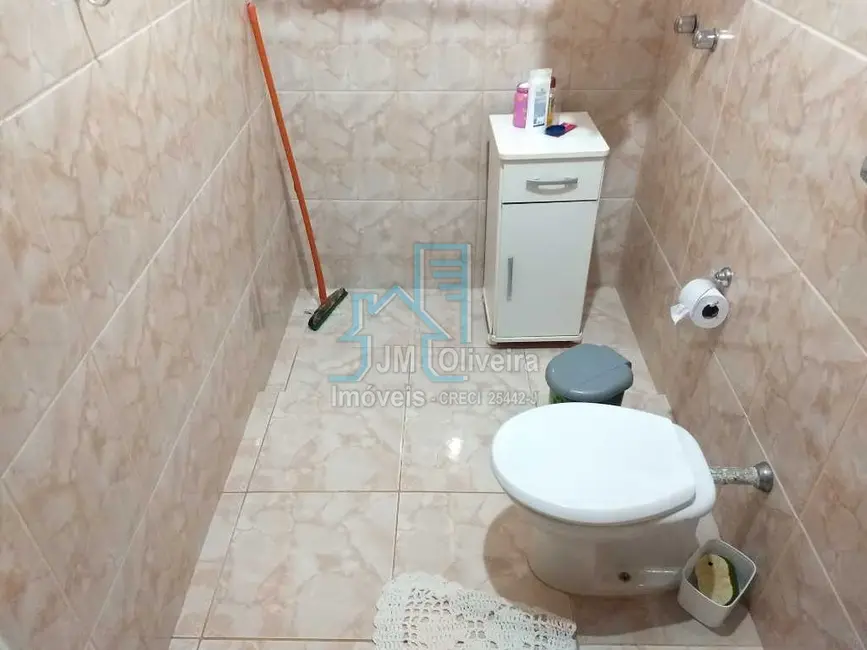 Casa com 3 quartos à venda, 160m2 em Vila Mazzei, Itapetininga - SP - imagem 9 Foto 9 de Casa com 3 quartos à venda, 160m2 em Vila Mazzei, Itapetininga - SP
