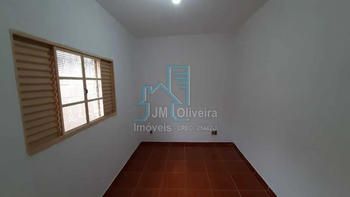 Casa com 2 quartos à venda, 132m2 em Vila Nova, Itapetininga - SP - imagem 9 Foto 9 de Casa com 2 quartos à venda, 132m2 em Vila Nova, Itapetininga - SP
